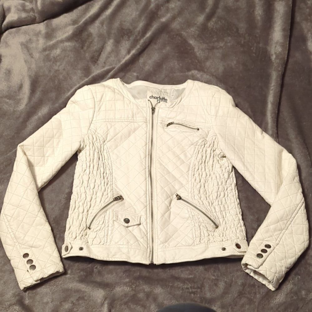 Faux Leather White Quilted biker Jacket Charlotte Russe S‎